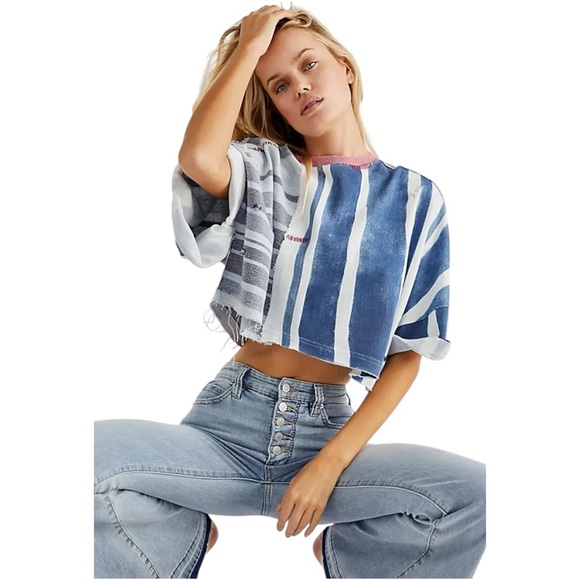 We The Free Tops - We The Free People Billie Tee /‎ Blue Striped Oversized Slouchy Crop Top Medium